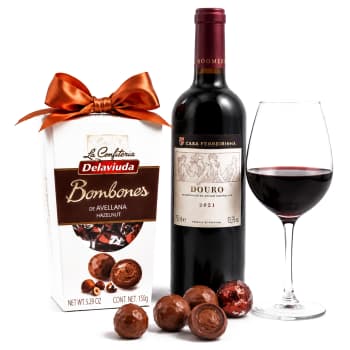 Holiday Duo Chocs and Wine – view 2