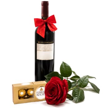 Romantic Red Wine and Sweets – view 2